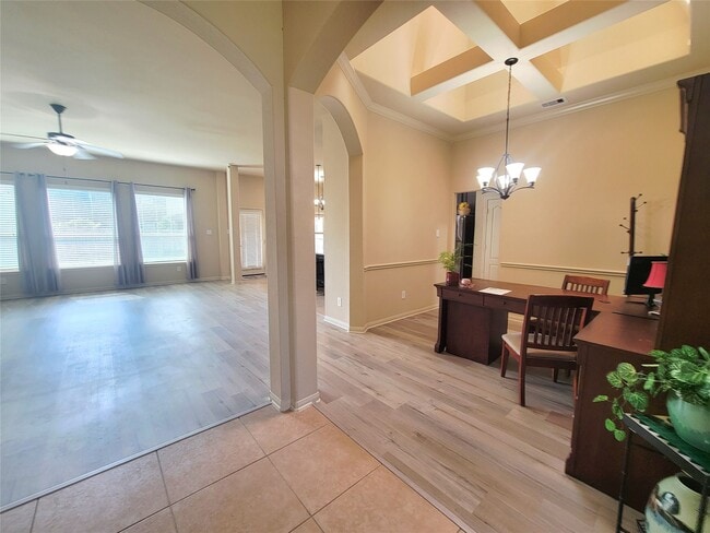 Photo - 142 Round Lake Dr