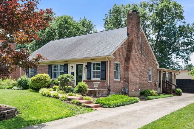 Building Photo - Make This Your Home!