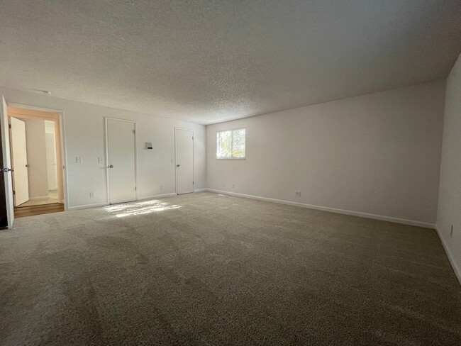 Photo - 7022 Citrine Ln SW