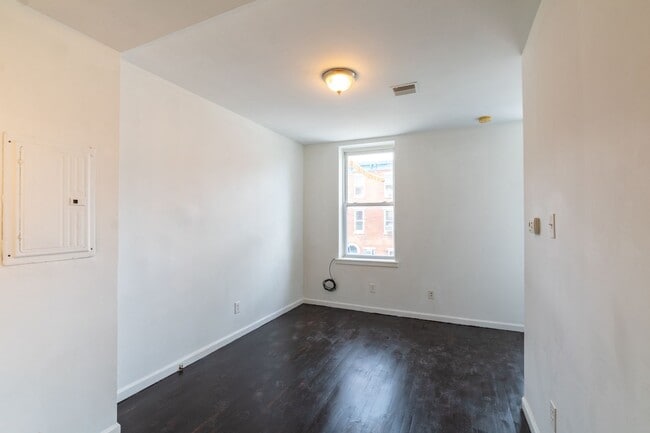 Photo - 305 N 41st St Unit 2