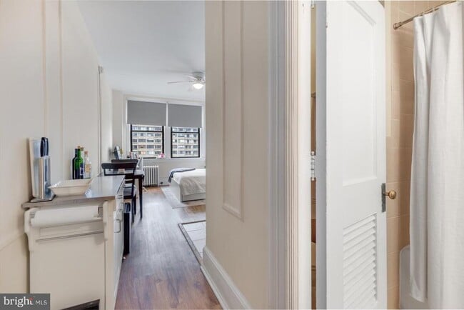 Building Photo - 1324 Locust St Unit 1523 Rental