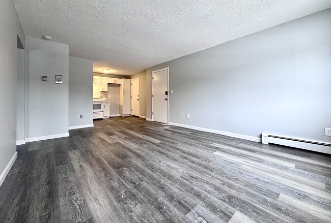 Silver Lake Apartments
