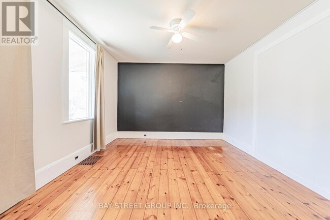 Photo - 64 Sherbourne St