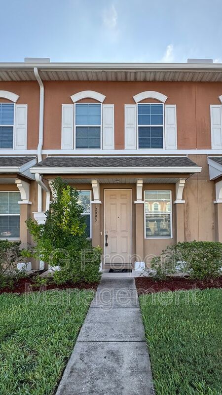 Building Photo - 12999 Sunset Lake Dr Rental