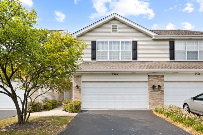 Photo - 2349 Stoughton Cir