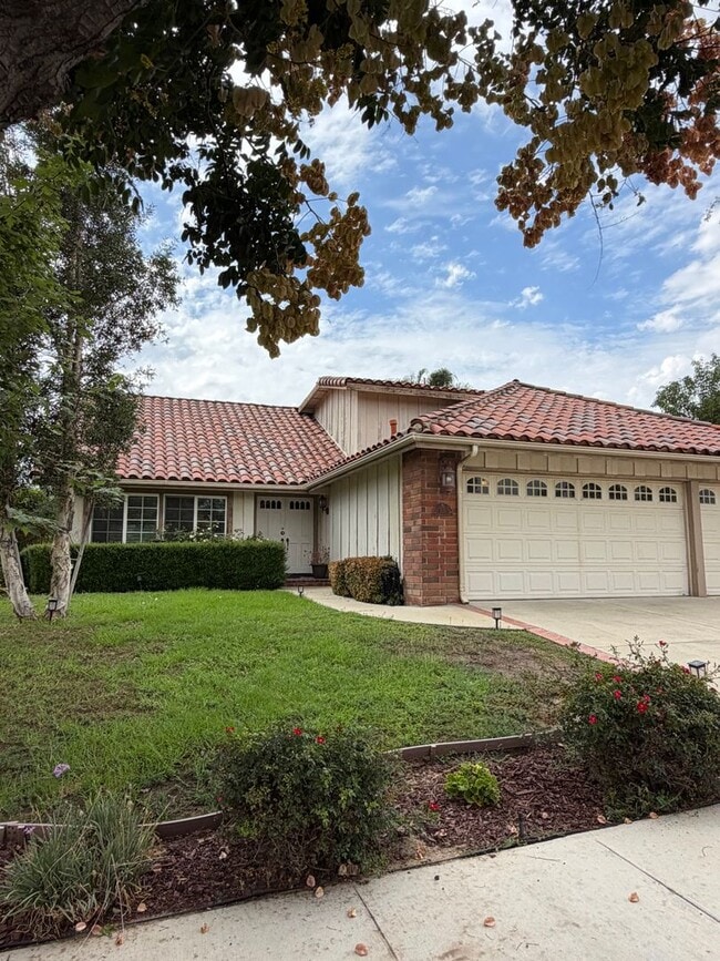Photo - 2863 Sapphire Ave