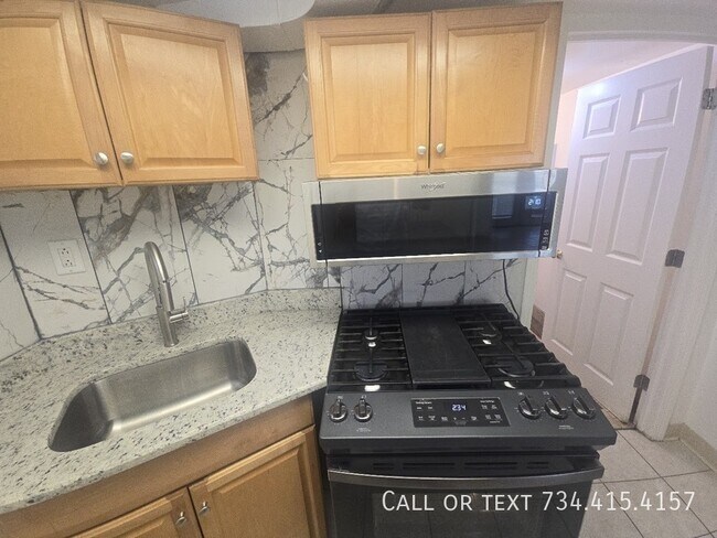 Photo - 707 S Division St Unit 1