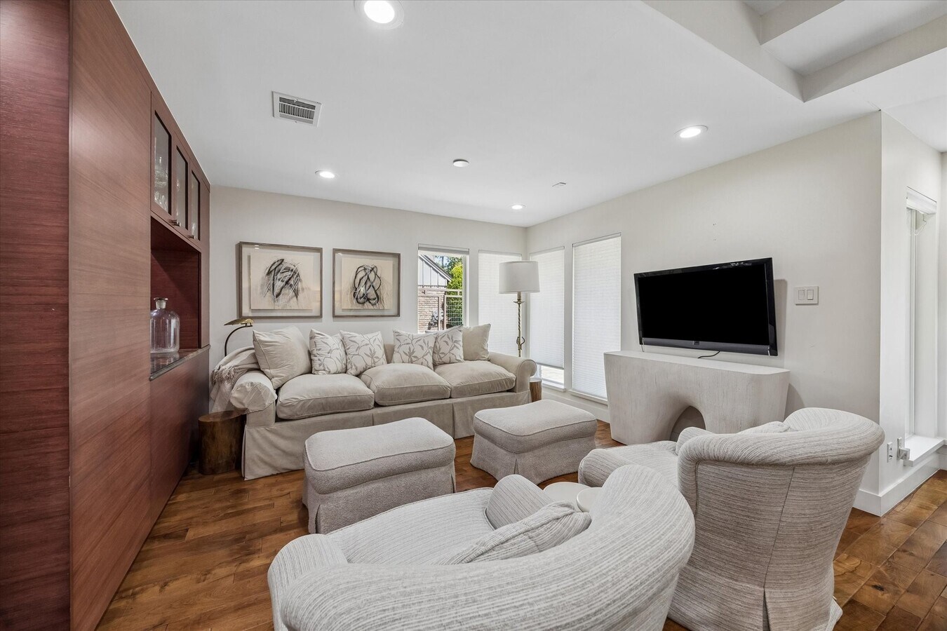 Photo - 623 Pinehaven Dr