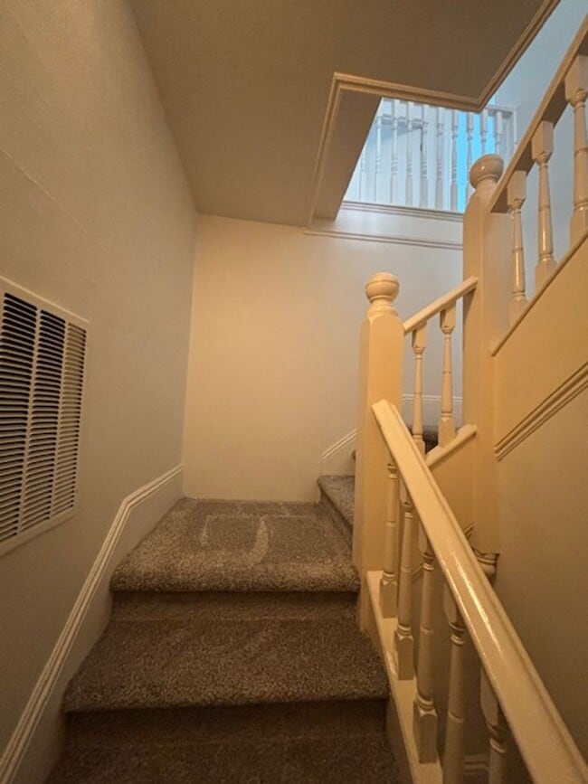 Photo - 2 Bedroom 1 Bath Apt in Newberg Unit 3