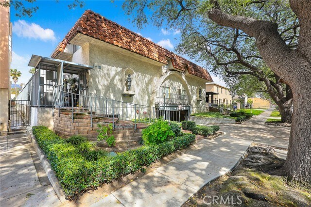 Photo - 333 Riverdale Dr