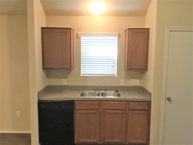 Photo - 2822 Wisner Cir