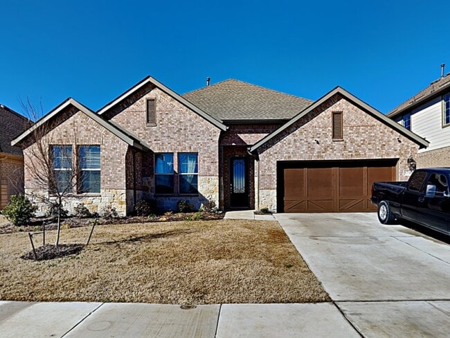 Building Photo - 5716 Labelle Trail Rental