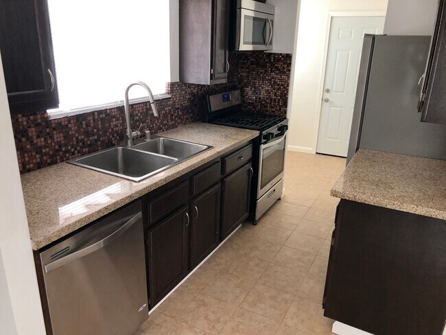 Photo - 1428 N Hoover St Unidad 1428