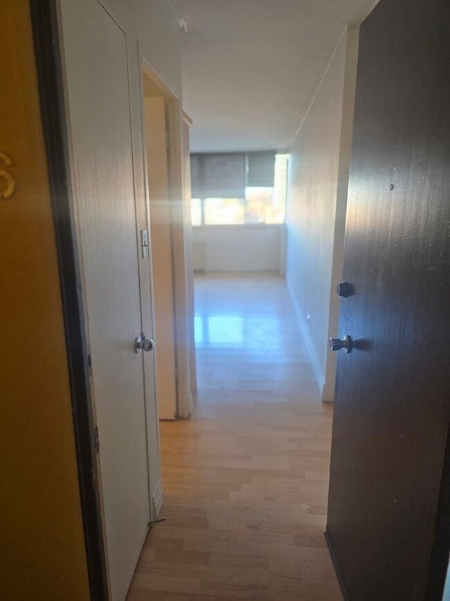 Photo - 1196 N Grant St