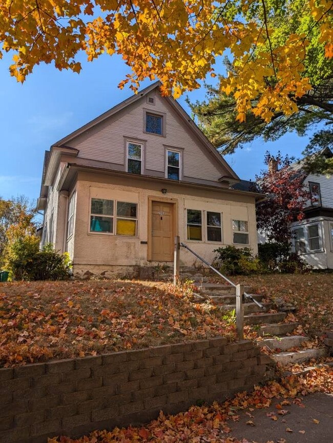 Building Photo - 2353 Ferrant Pl Rental