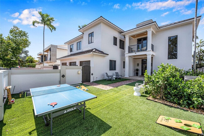 Photo - 1949 Harbourview Dr