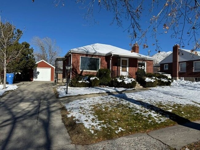 Building Photo - Millcreek Canyon Rim updated 3 bed 2 bath home