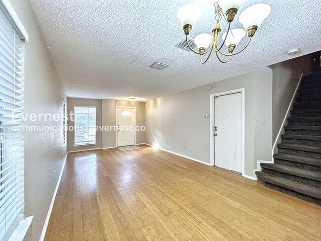 Photo - 13923 Conner Downs Dr