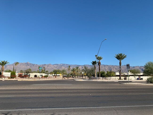 Photo - 8980 E Speedway Blvd Unidad 04-101