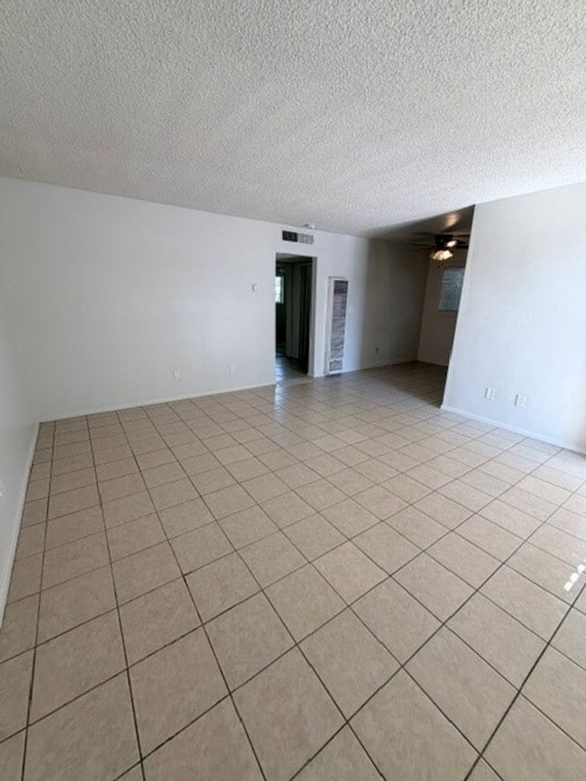 Photo - Buena Vista St Unit A