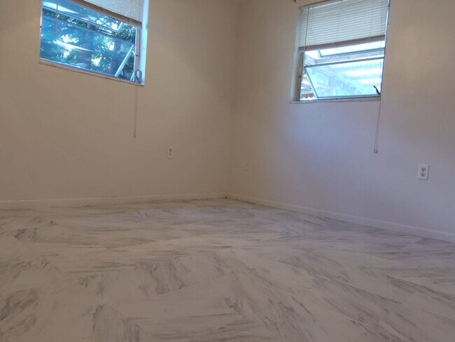 Photo - Quaint 2 bedroom 1 bath home with Florida ...