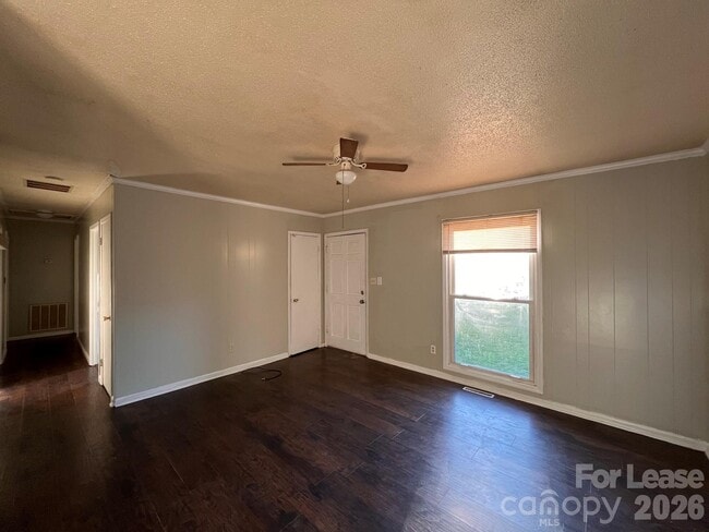Photo - 1144 Ellen Ave