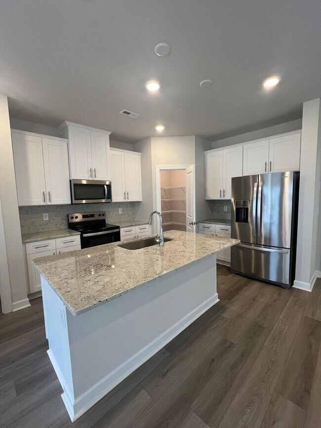 Photo - 3 Bedroom, 2.5 Bath Brand New Home for Rent (MONROE)