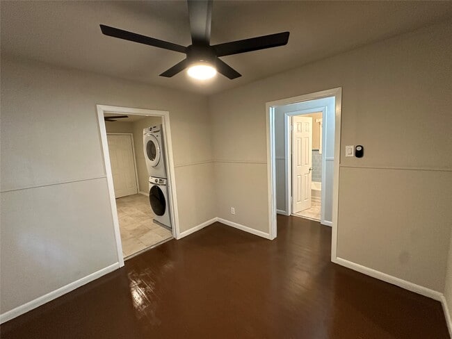 Photo - 2721 Napoleon St