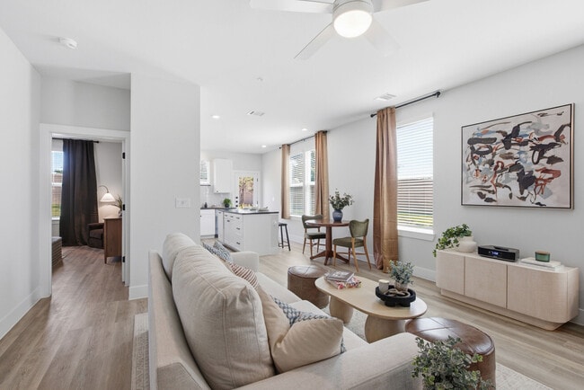 HARMON Melissa by Crescent Communities
