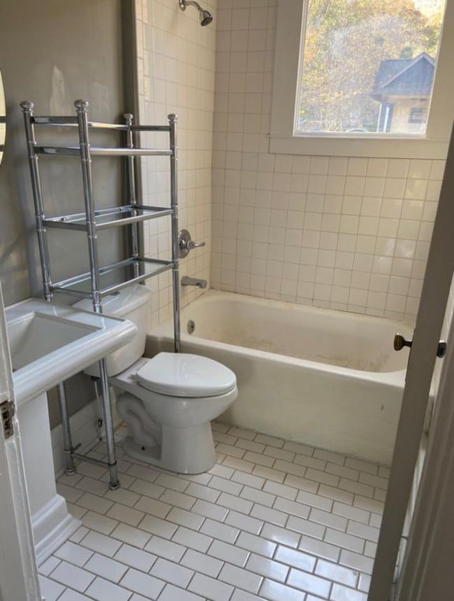 Photo - 5209 Saint Elmo Ave Unit 2