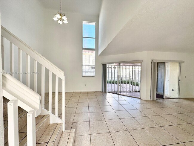 Photo - 3002 San Remo Cir