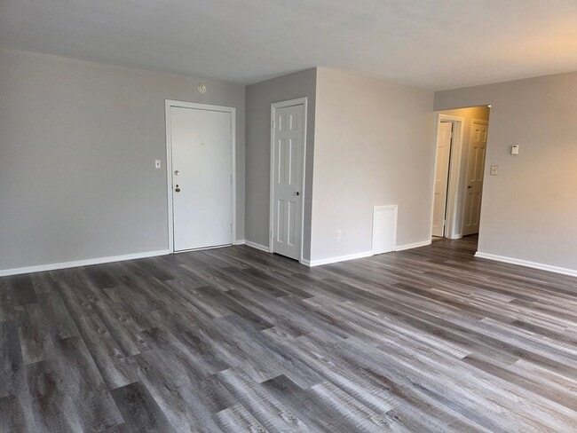 Photo - 13773 Cedar Rd