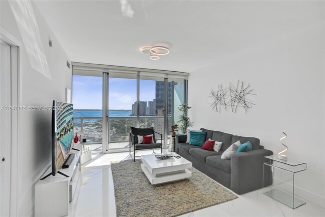 Photo - 888 Biscayne Blvd Unidad 2404