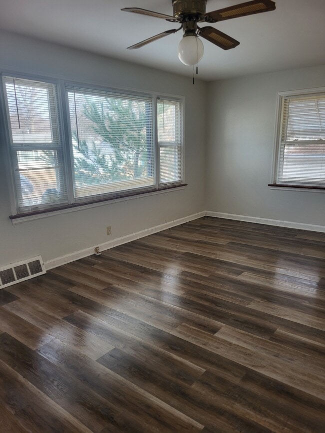 Photo - 1136 Grenshaw Dr