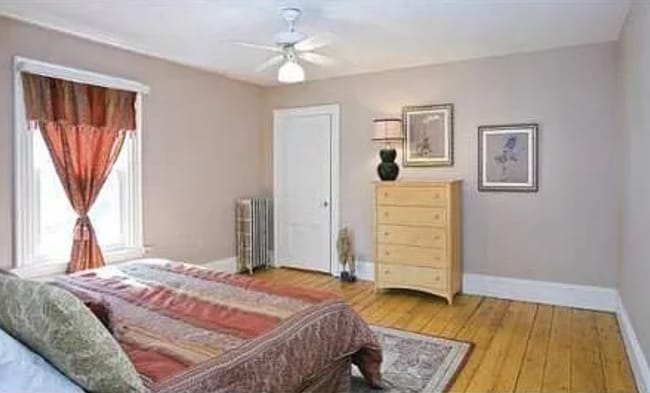 Photo - 112 Newtonville Ave