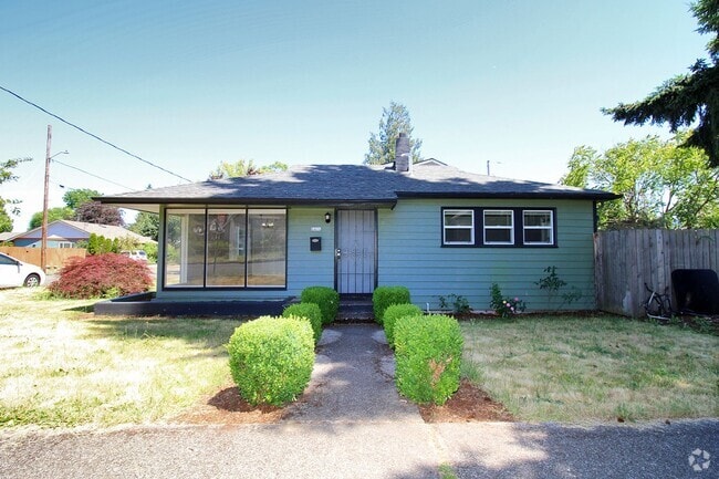 Building Photo - 6416 SE 80th Ave Rental