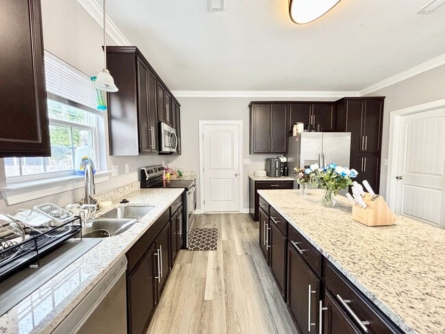 Photo - Gorgeous Open Concept 4 Bedroom Home in Portsmouth!