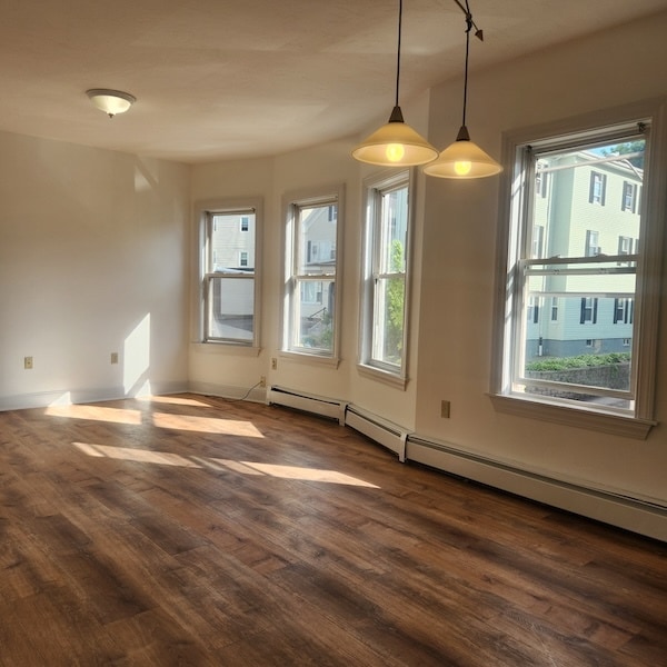 Building Photo - 70 Harrison St Unit 2