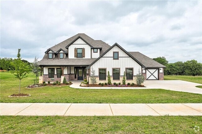 Building Photo - **Stunning 4 Bed, 4 Bath in Edmond Schools Rental