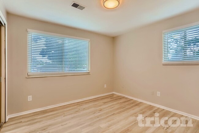 Photo - 2965 S Eaton St