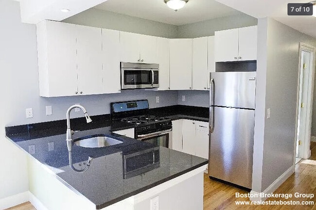 Photo - 35 Forbes St Unit 1