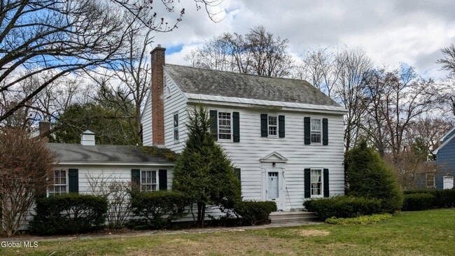 Building Photo - 1556 Dean St