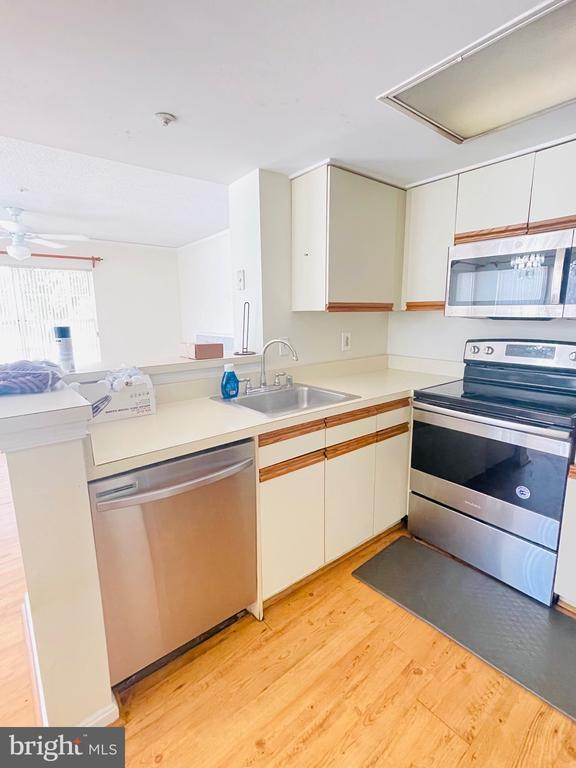 Photo - 14229 Bowsprit Ln Unit 501