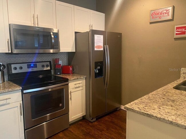 Photo - 8928 Shine Dr