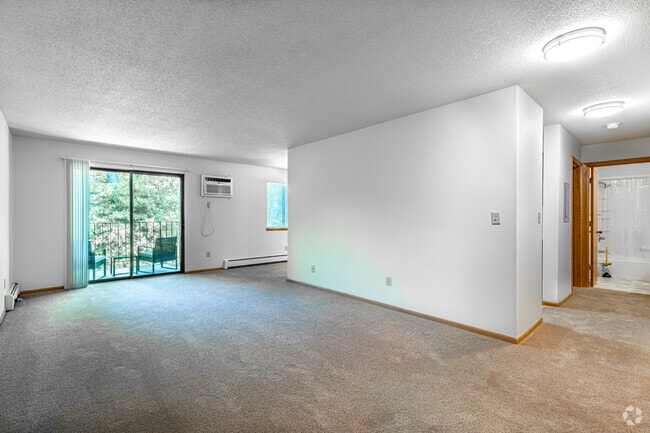 1BR, 1BA - 860SF - Living Room
