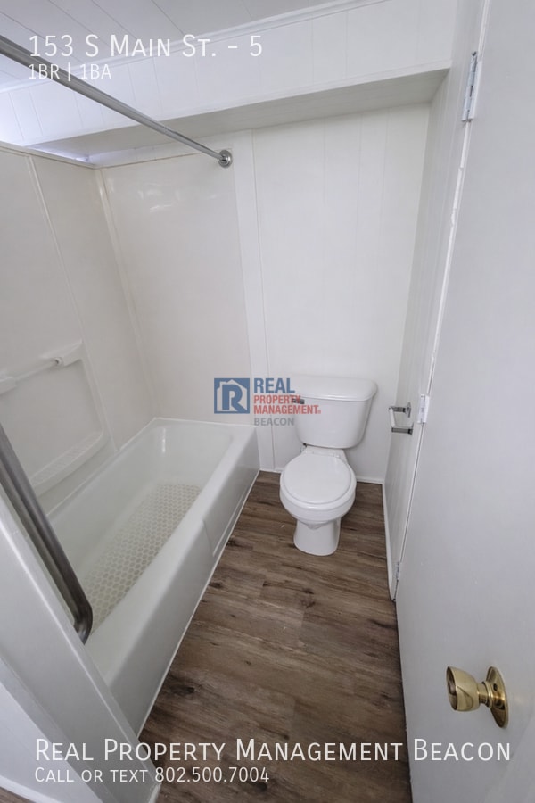 Photo - 153 S Main St Unit 5