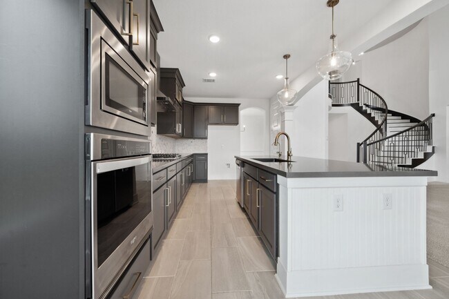 Photo - 863 Sarasota Shore Dr