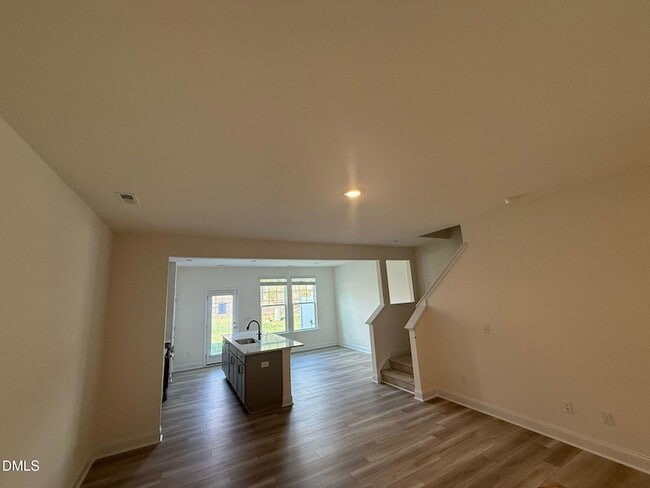 Photo - 66 Bloodroot St