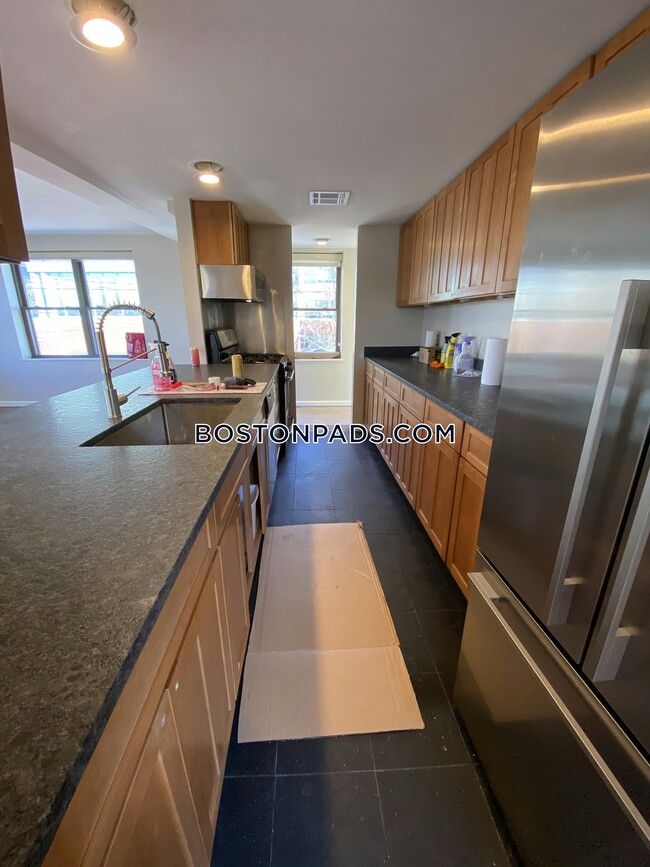 Photo - 197 Sidney St Unit 1