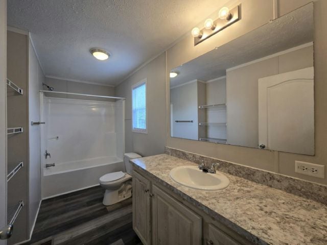 Photo - 605 MacBeth Cir